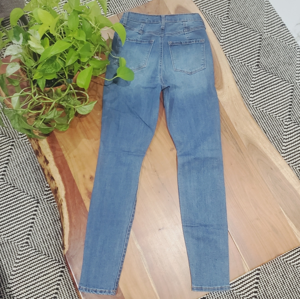 FASHION NOVA Curvy Butt Lifting Super High Rise Skinny Jeans